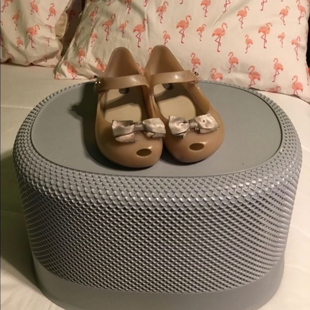 Mini melissa